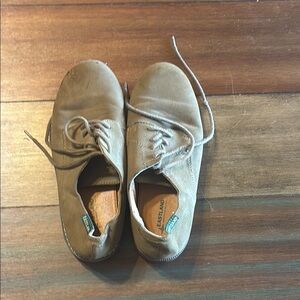 Eastland Tan Dress Shoes Versatile Oxford Style